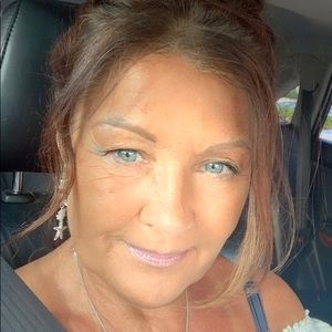 Meet your Posher, Kristine